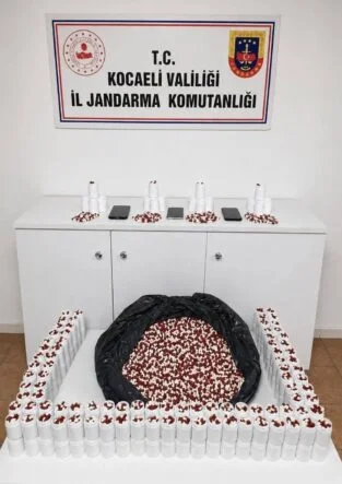 Baskında 25 bin 500 sentetik hap ele geçirildi