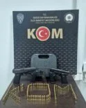 Gebze’de ruhsatsız silah ve change araç operasyonu
