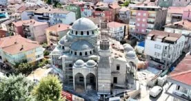 Kuruçeşme Merkez Cami gün sayıyor