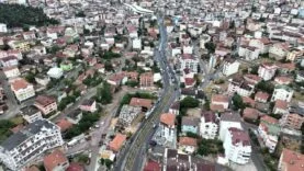 Uğur Mumcu Caddesi modern kimliğine kavuşuyor