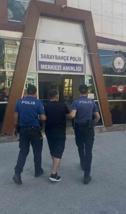 Polisi görünce kaçtılar: Biri hükümlü çıktı, diğerine 200 bin lira ceza kesildi