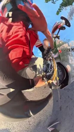 "Seni gebertirim" dedi, motokuryeye saldırdı