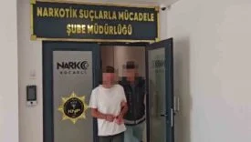 Fırının alt bölümünden uyuşturucu ve 65 bin lira çıktı