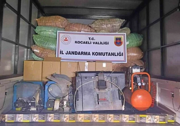 Kocaeli’de 4 milyon TL’lik kaçak tütün operasyonu