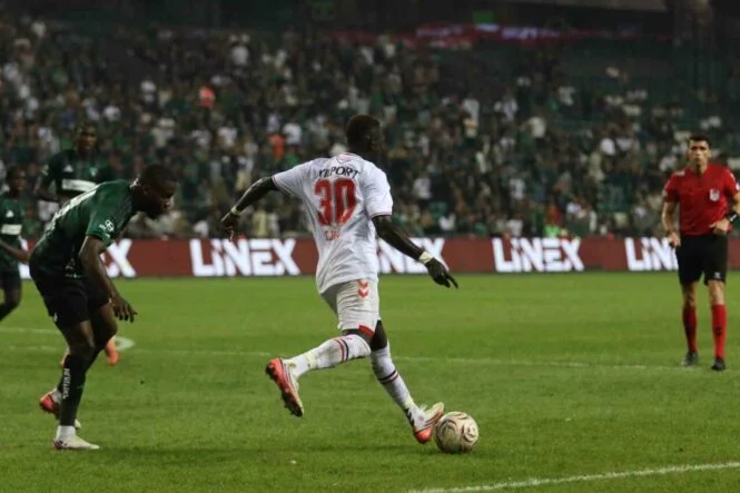 Trendyol Süper Lig: Kocaelispor: 1 - Samsunspor: 0 (Maç sonucu)